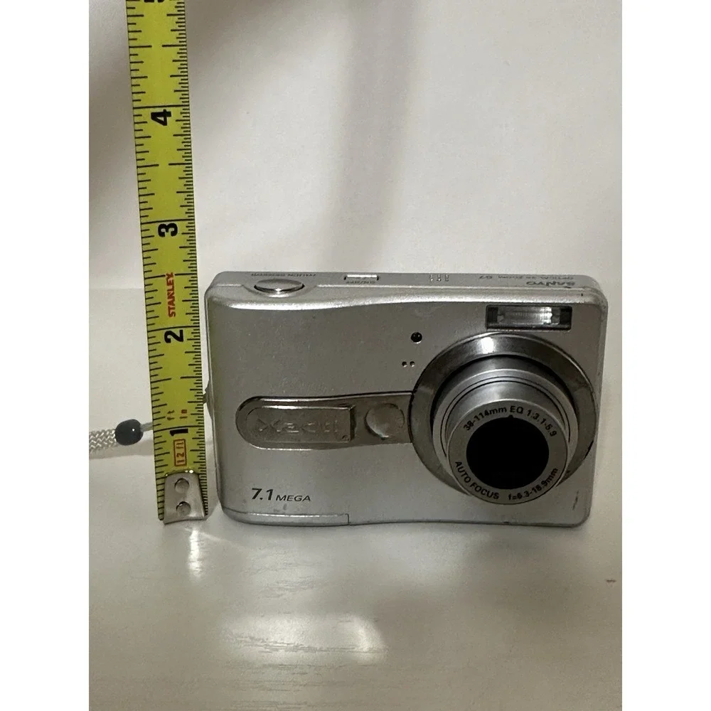 Sanyo Xacti VPC-S7EX Digital Camera